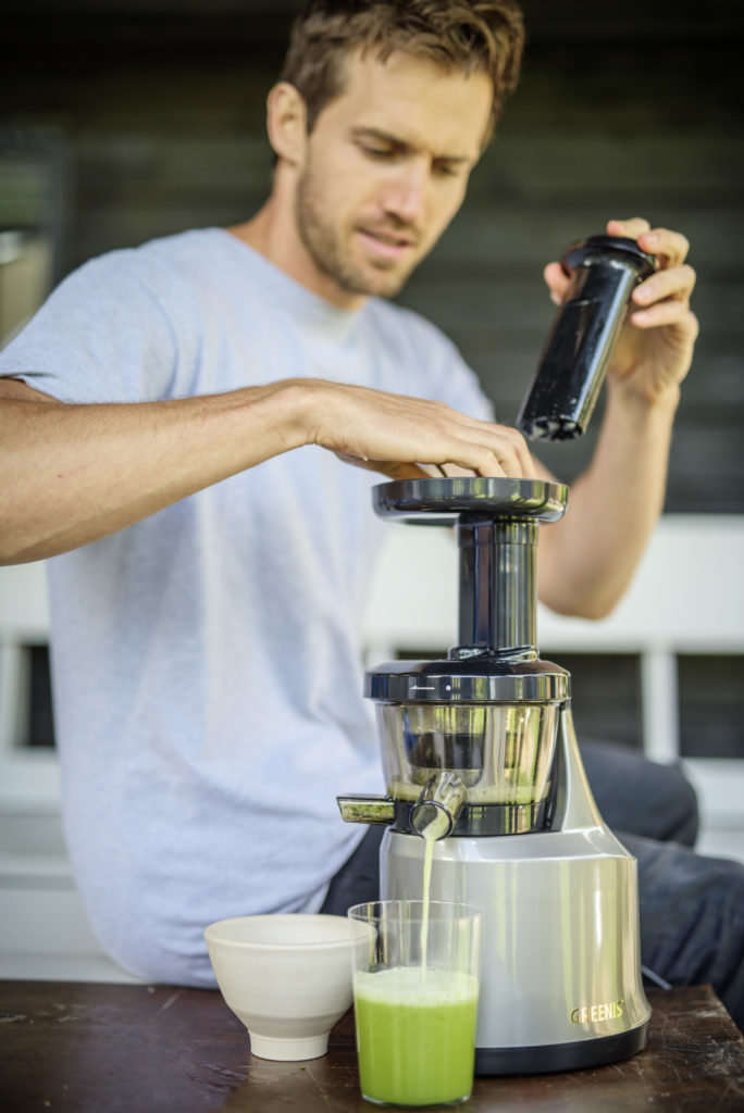 Guest Feature: Andrew Cooper on Healthy Living + Smoothie Recipe